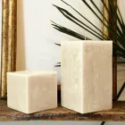 2 Velas Cuadradas de Diferentes Tamaños en Cera Made in Italy - Adelle Viadurini