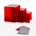 3 mesas apilables rojas de Amalia, diseño moderno, fabricadas en Italia