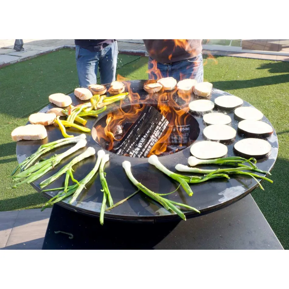 Con placa de cocción y compartimento porta madera - Giorgione Viadurini