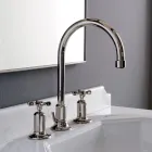 Mezclador de lavabo de 3 orificios con caño alto en acabado níquel Made in Italy - Rojo Viadurini