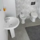 Bidé monomando de pie en cerámica blanca con un elegante diseño moderno - Sílice Viadurini