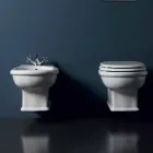 Moderno colgante de pared de bidé en cerámica blanca Estilo 54x36 cm, hecho en Italia Viadurini