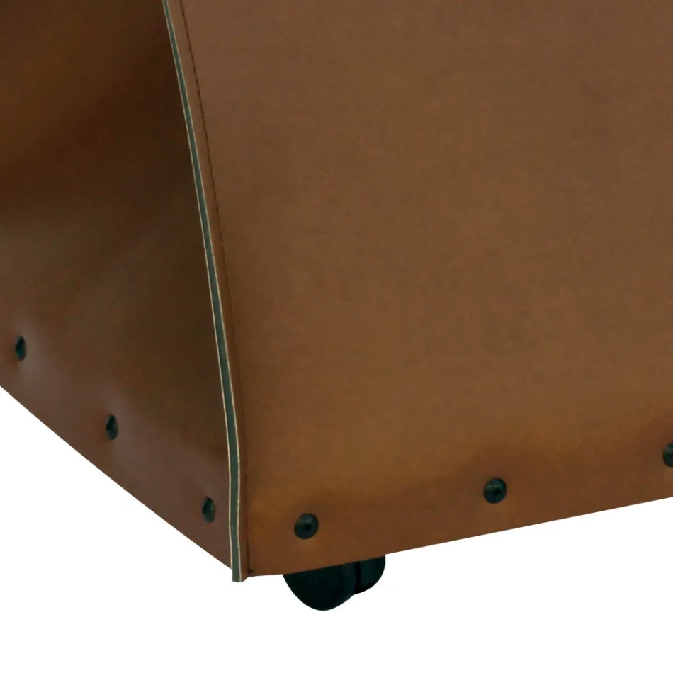 Bolsa para leña en ecopiel con ruedas Made in Italy - Caracol Viadurini