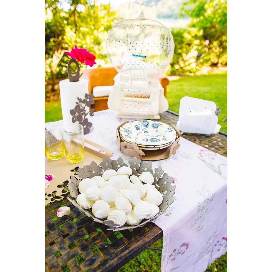 Centro de mesa con flores en barro, blanco o azul - Marken Viadurini