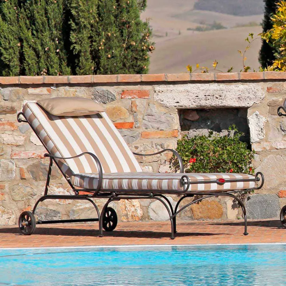 Chaise Longue para exterior en hierro y tela hecha a mano Made in Italy - Relax Viadurini