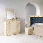 Dresser 4 cajones de diseño con perillas de madera en forma de rosas de Renoir Viadurini