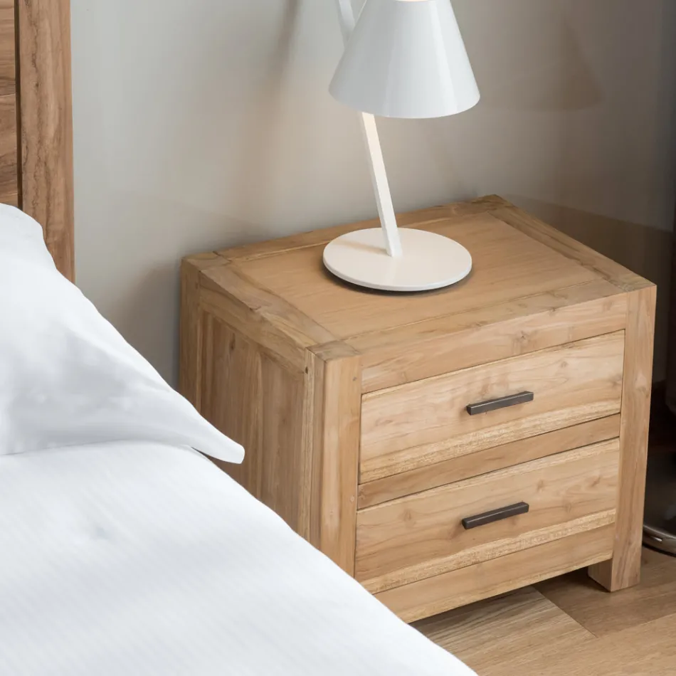 Mesita de noche de teca maciza con dos cajones - Vovinam Viadurini
