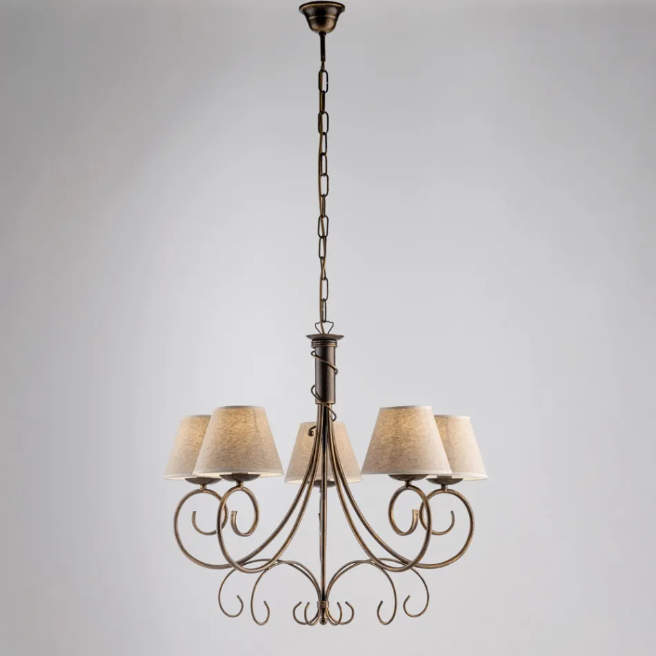 Draco, un luminoso accesorio de cristal y metal fabricado en Italia con un gusto elegante. Viadurini