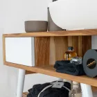 Composición de baño blanca con mueble, espejo y accesorios - Sylviane Viadurini