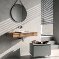 Composición de baño que incluye base con ruedas, lavabo y espejo - Titan