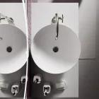 Composición de baño con lavabo de resina y espejo Made in Italy - Palom Viadurini