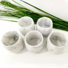 Composición de 2 vasos en mármol blanco de Carrara Made in Italy - Dolla Viadurini