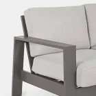 Composición de sala de estar al aire libre en aluminio con cojines de tela - Yoshi Viadurini