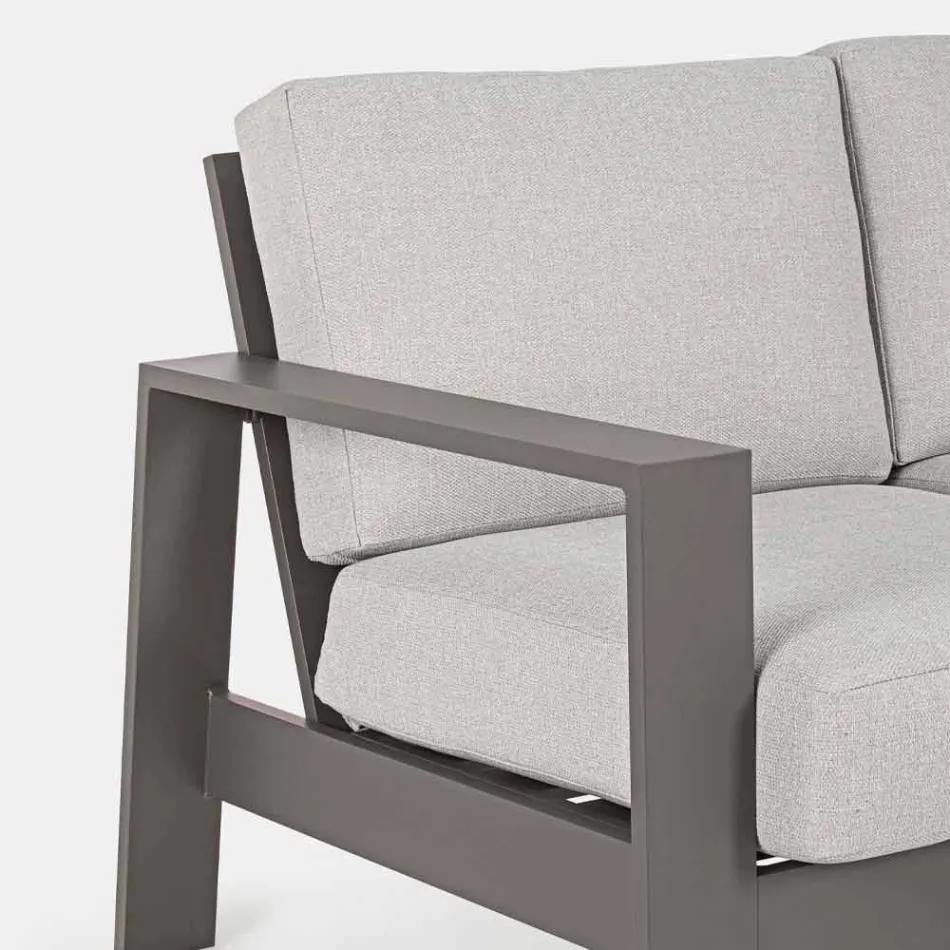 Composición de sala de estar al aire libre en aluminio con cojines de tela - Yoshi Viadurini