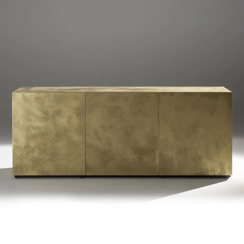 Aparador de 3 puertas con 3 estantes interiores en madera y MDF - Pesci Viadurini