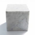 Pisapapeles de diseño de cubo en mármol blanco satinado de Carrara hecho en Italia - Qubo