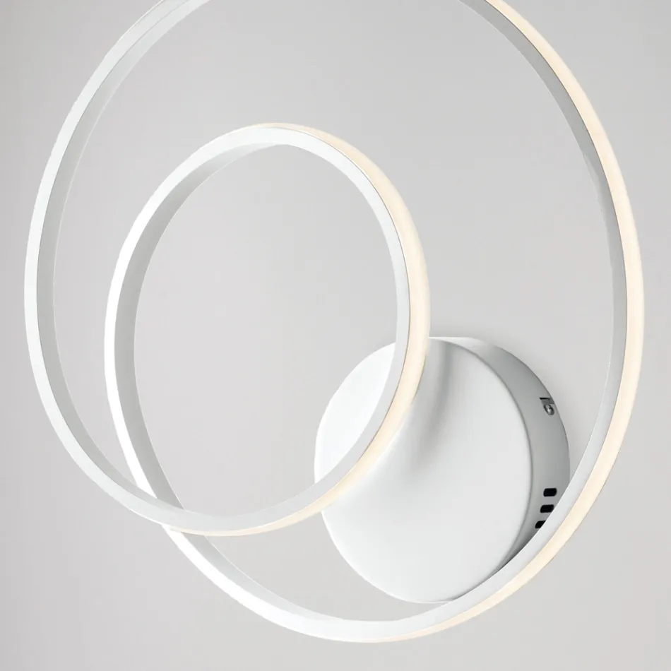 Iluminación de vidrio y metal fabricada en Italia para crear ambientes elegantes – Hubble Viadurini