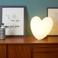 Lámpara de mesa Slide de Love Love hecha en Italia.
