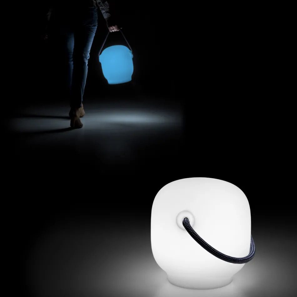 Lámpara de jardín en polietileno con mango Made in Italy - Galicia Viadurini