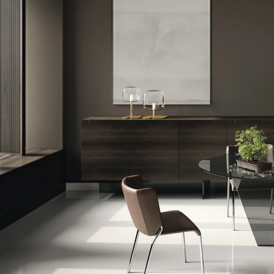 Lámpara de mesa con estructura de metal brillante Made in Italy - Donatina Viadurini