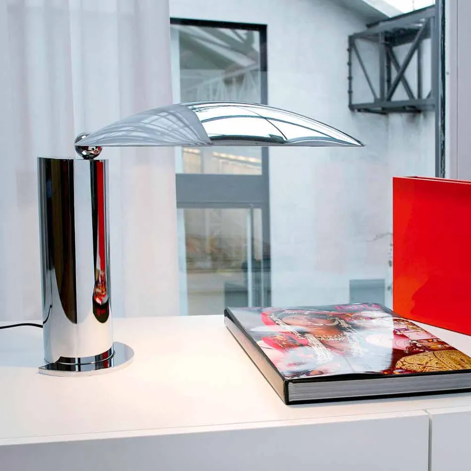 Lámpara de mesa en metal cromado o negro con LED Made in Italy - Orlando Viadurini