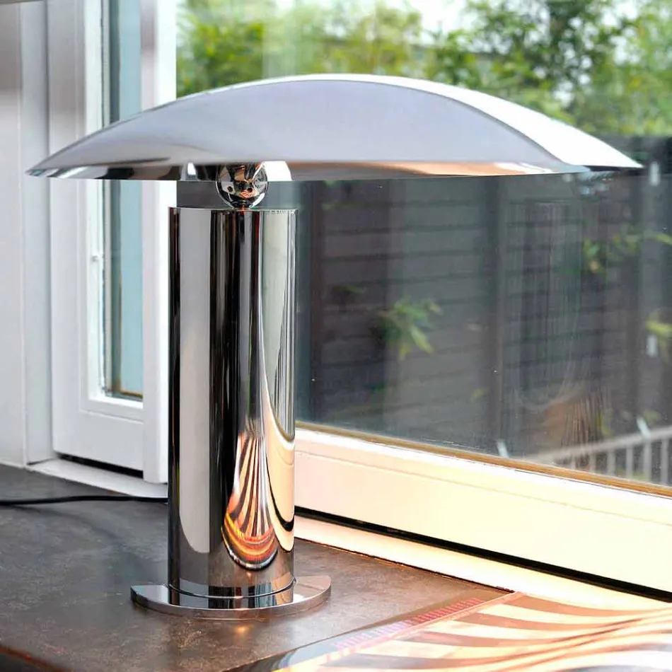 Lámpara de mesa en metal cromado o negro con LED Made in Italy - Orlando Viadurini