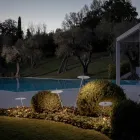 Lámpara de pie de jardín Diseño de aluminio blanco con hoja de nenúfar - Cipriam Viadurini