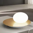 Lámpara de pie de aluminio, metal y cristal blanco - Luma Viadurini