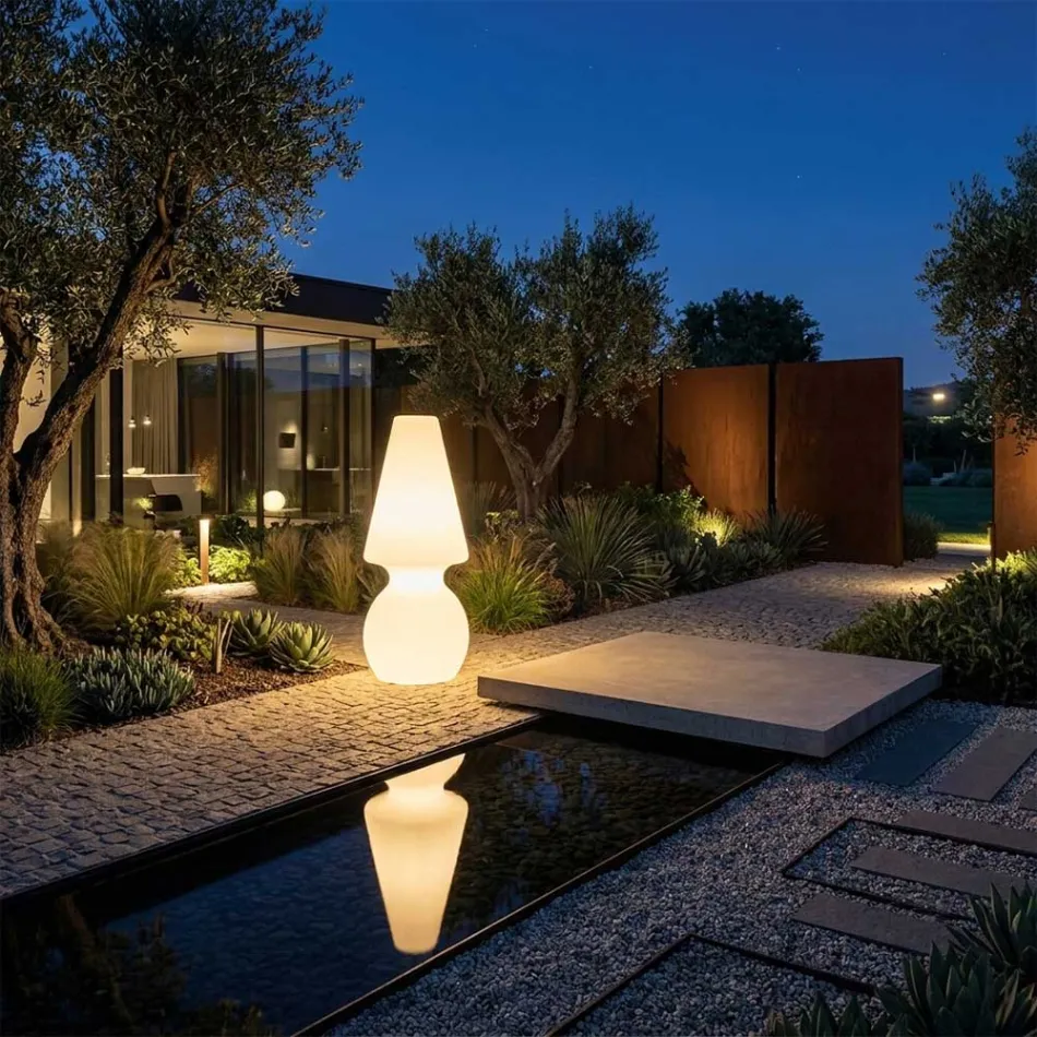 Lámpara de pie de exterior Alvarez con luz LED en polietileno, fabricada en Italia. Viadurini