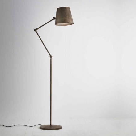 lámpara de pie ajustable de estilo industrial Reportero Il Fanale Viadurini