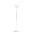 Lámpara de pie Isotta en cristal blanco, fabricada en Italia.