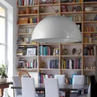 Lámpara de suspensión de color Slide Cupole de polietileno fabricada en Italia. Viadurini