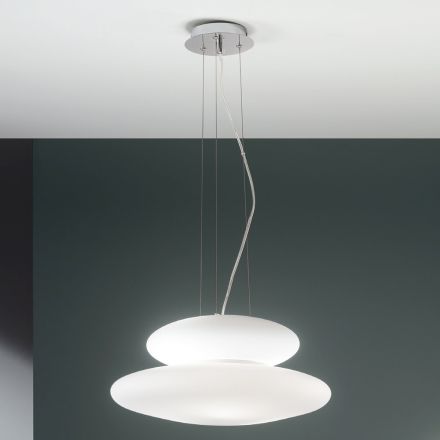 Lámpara colgante de vidrio blanco soplado y metal cromado - Illumina Viadurini