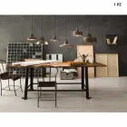 estilo de diseño industrial de hierro antiguo candelabro Mónica Viadurini