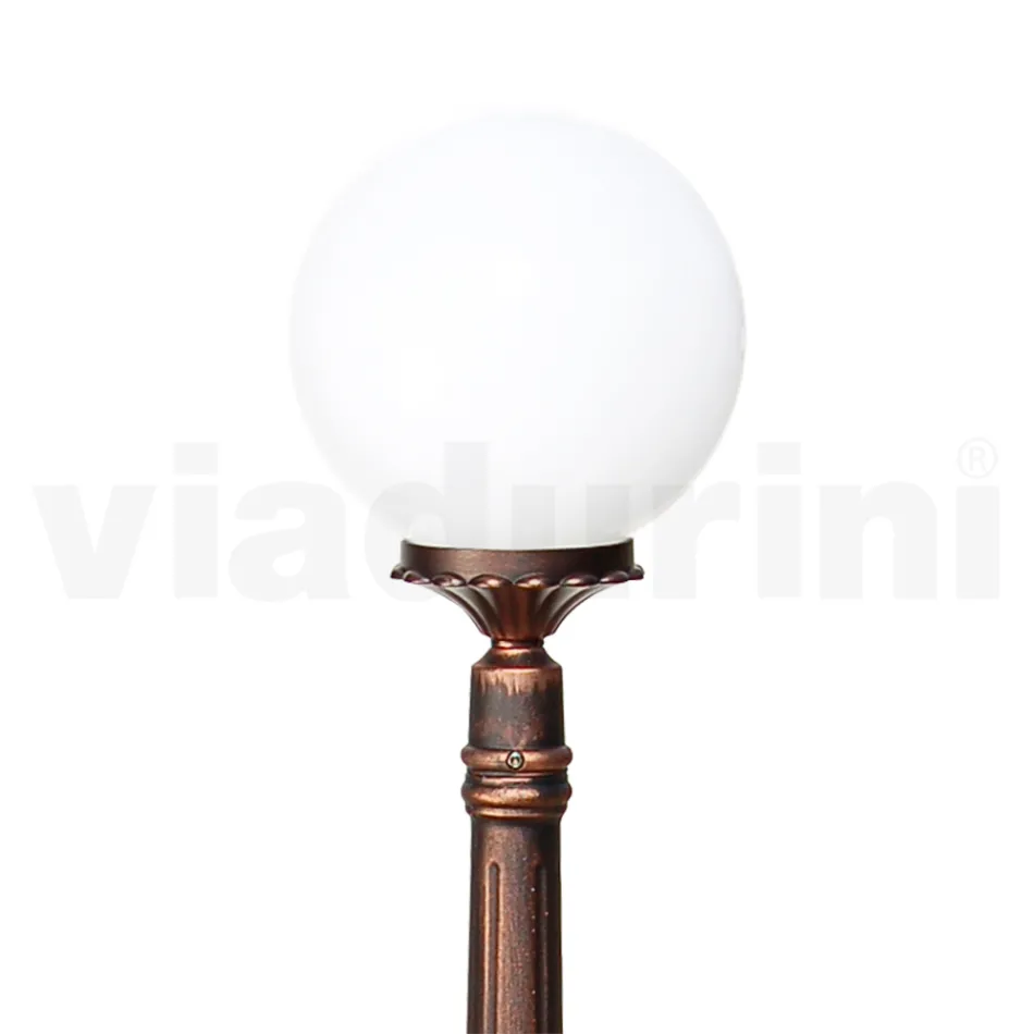 Farola de 145 cm de altura en acrílico negro y aluminio fabricada en Italia - Trovanero Viadurini