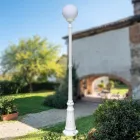 Farola de 208 cm de altura en acrílico blanco y aluminio fabricada en Italia - Trovabianco Viadurini