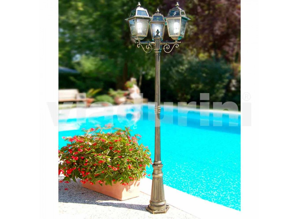 Kristel, lámpara de jardín clásica de tres luces hecha en Italia. Viadurini