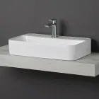 Lavabo de encimera cuadrado Aster en cerámica blanca con orificio para grifo Viadurini
