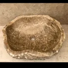 Lavabo sobre encimera de piedra natural pieza única Laia Viadurini