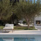 Tumbona de exterior con estructura de madera de teca fabricada en Italia - Briga Viadurini