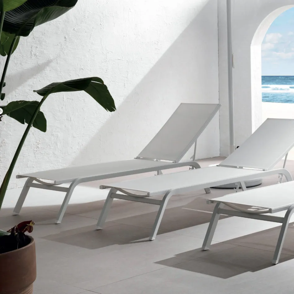 Tumbona de exterior en aluminio y textileno con ruedas retráctiles, 2 piezas - Burro Viadurini