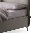 Cama de Matrimonio 160x190 con Cabecero con Volante Perimetral y Botones - Rest Viadurini