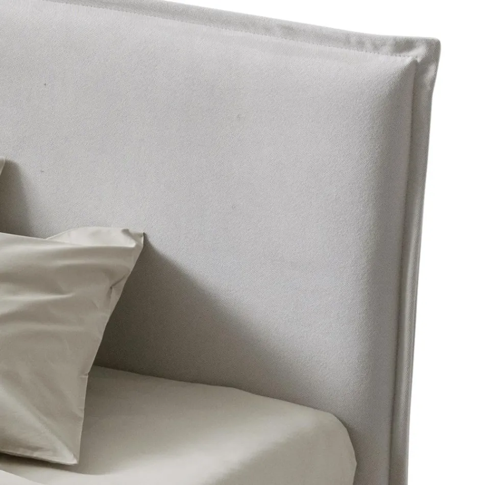 Cama de matrimonio 160x190 en tejido con patas de metal fabricada en Italia - Dreams Viadurini