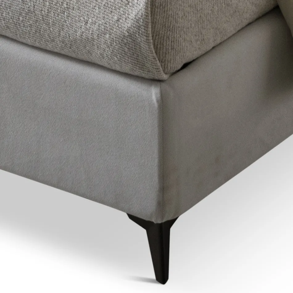 Cama de matrimonio 160x190 en tejido con patas de metal fabricada en Italia - Dreams Viadurini