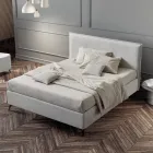 Cama de matrimonio 160x190 en tejido con patas de metal fabricada en Italia - Dreams Viadurini
