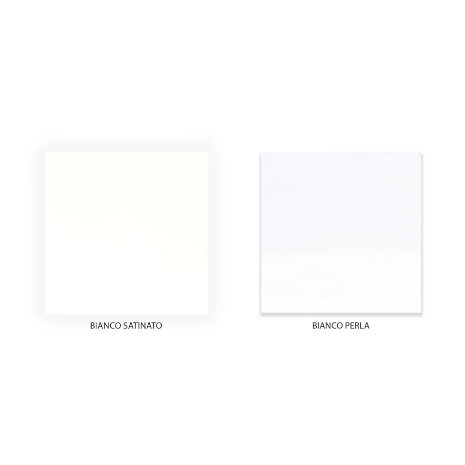 Cama de matrimonio con pie de cama, colchón y 2 mesitas de noche a juego - Nebbia Viadurini