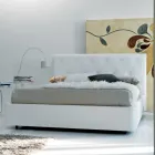 Cama doble con estructura de madera revestida de poliuretano - Volcada Viadurini