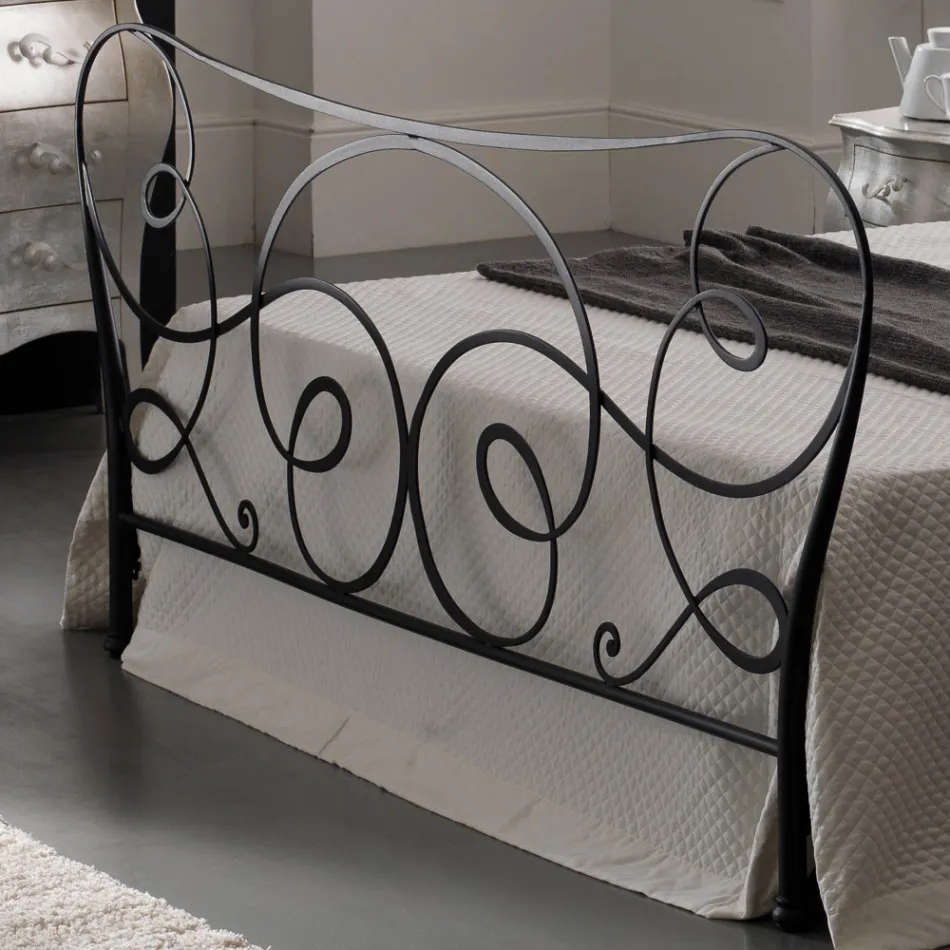 Cama doble de hierro con estribo opcional Made in Italy - Lampo Viadurini