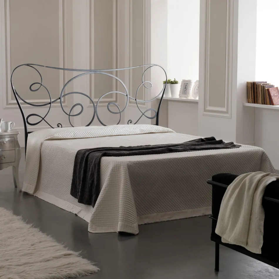 Cama doble de hierro con estribo opcional Made in Italy - Lampo Viadurini