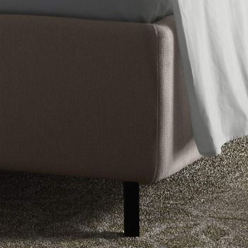 Cama doble moderna con cabecero tapizado Made in Italy - Ernesta